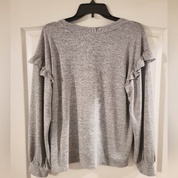 Gap softspun ruffle long sleeve - Picture 4 of 4
